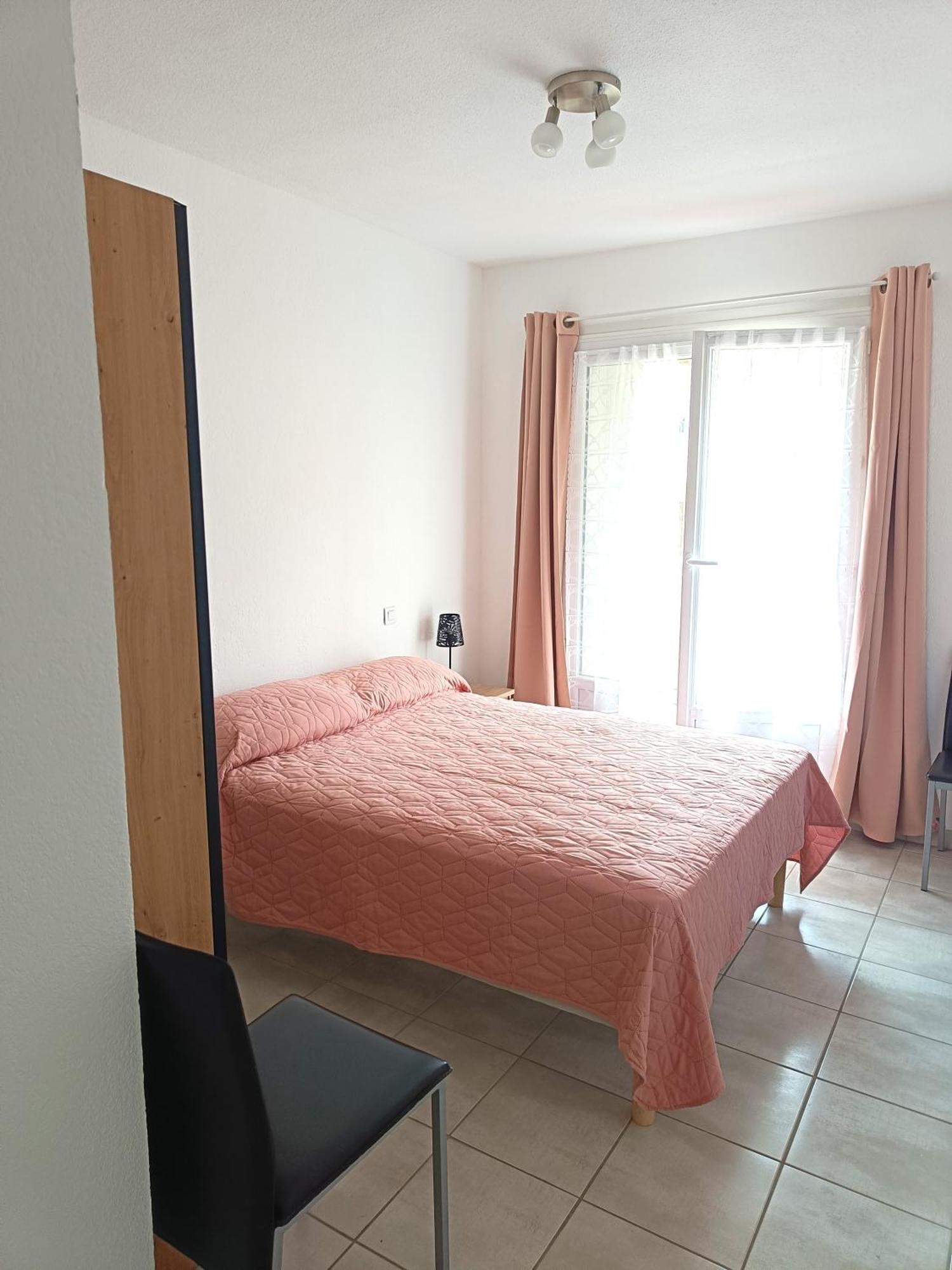 Appartement T2 Meuble Classe - Secteur Petite Provence Amelie-les-Bains-Palalda Luaran gambar